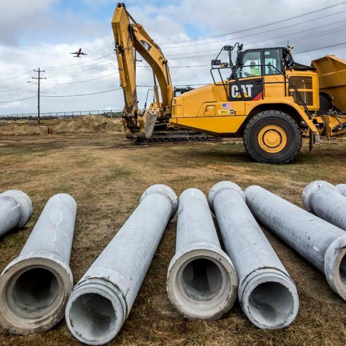 CONSTRUCTION EMPLOYMENT in the Providence metro remained level year over year at 23,700 jobs in April. / PBN FILE PHOTO/ MICHAEL SALERNO CONSTRUCTION EMPLOYMENT in the Providence metro remained level year over year at 23,700 jobs in April. / PBN FILE PHOTO/ MICHAEL SALERNO