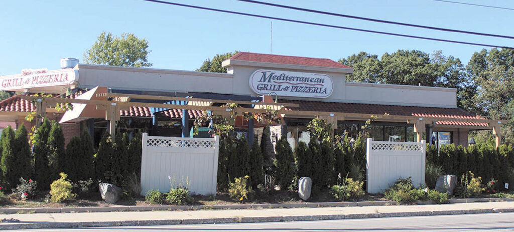 595 Washington St. (1972) OWNER: Washington Street Attleboro LLC TENANT: Mediterranean Grille & Pizzeria