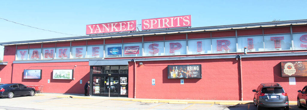 628 Washington St. (1957) OWNER: Rolila LLC TENANT: Yankee Spirits