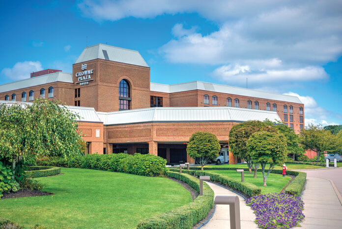 MAKING CONNECTIONS: The 11th annual Ocean State Business Expo & Networking Event will take place Oct. 29 from 3-7 p.m. at the Crowne Plaza Providence-Warwick in Warwick.  / COURTESY CROWNE PLAZA PROVIDENCE-WARWICK