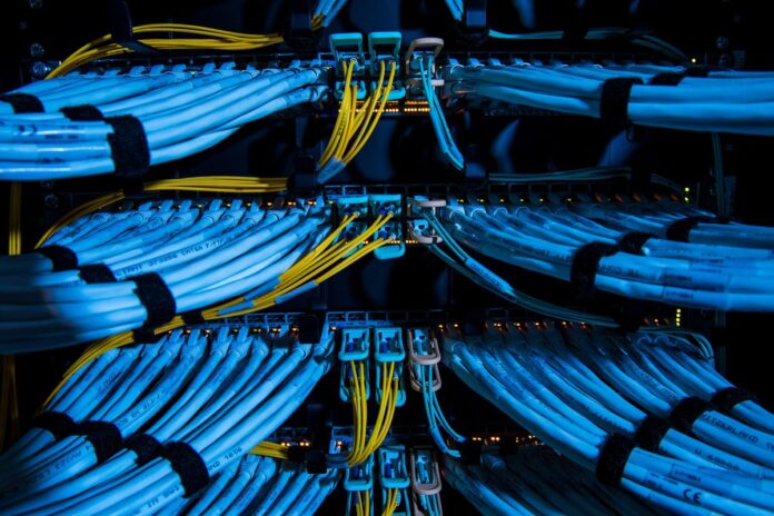 RHODE ISLAND had the highest percentage of consumers with access to broadband internet for $60 or less per month of any state in the U.S. in the third quarter, according to a report. / BLOOMBERG FILE PHOTO/JASON ALDEN