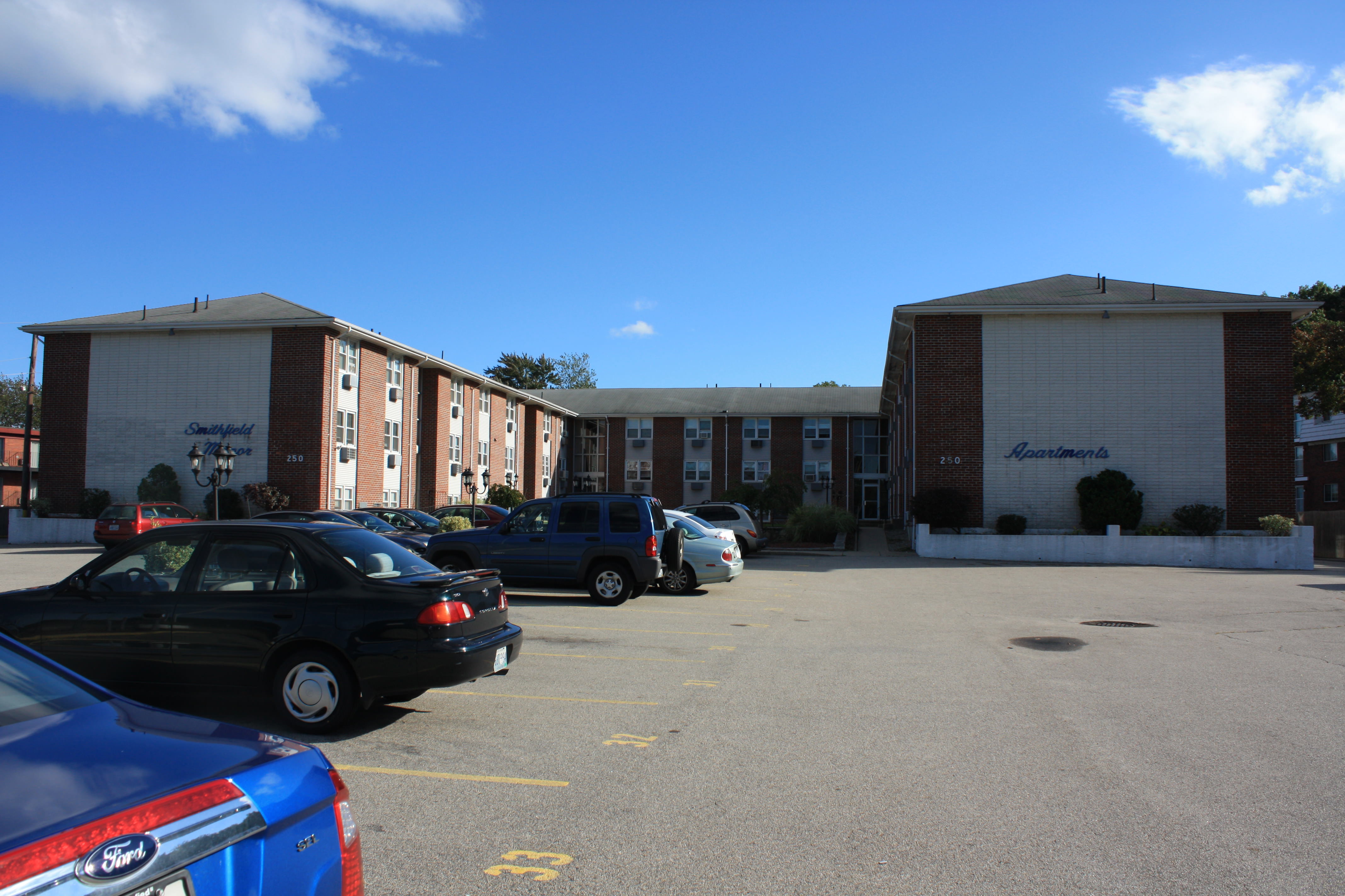 North Providence apartment complex sells for 3.1M